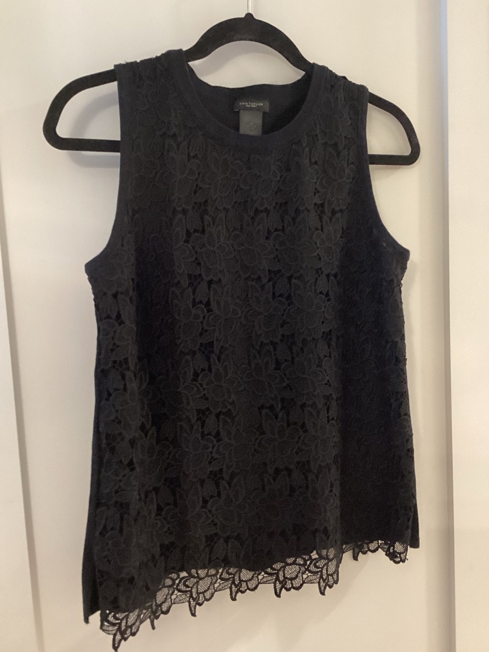 Ann Taylor Factory lace overlay sleeveless top